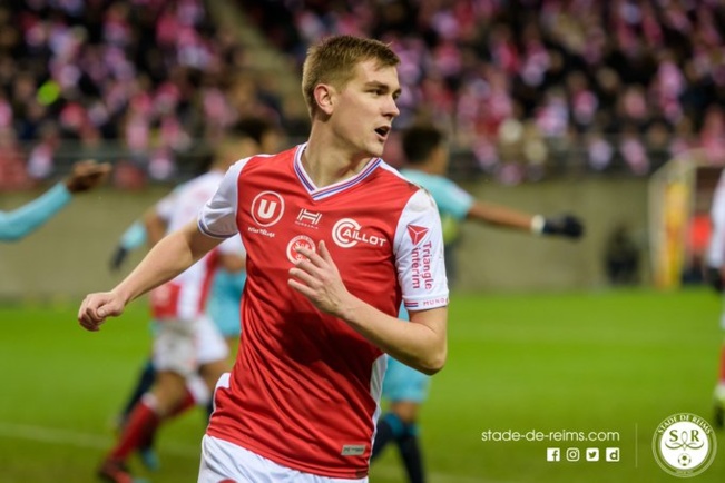 Stade de Reims : Björn Engels rejoint Aston Villa