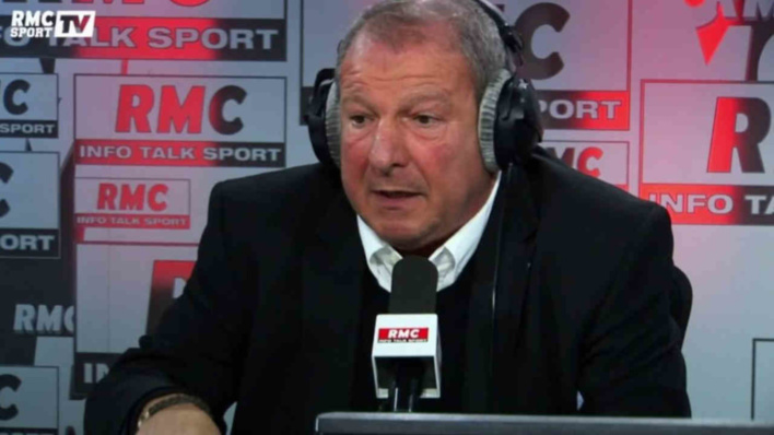 Camavinga arrière gauche ? Courbis se moque de Deschamps