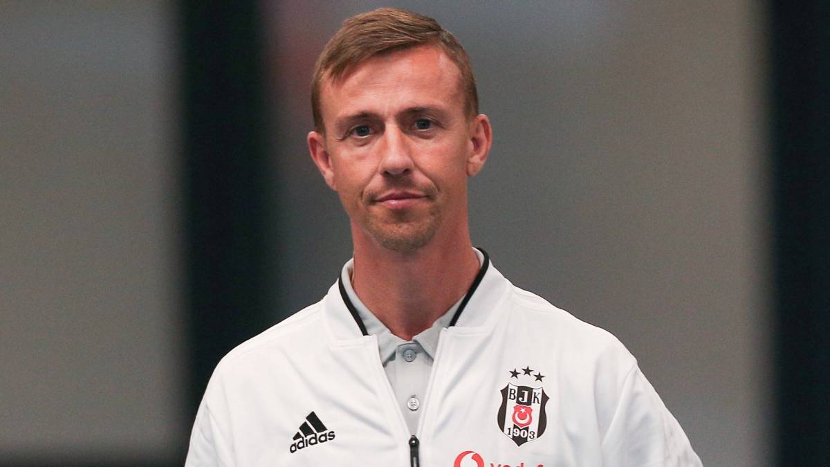 Mercato Real Madrid : Guti pour succéder à Lopetegui ?