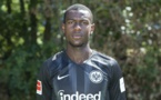 Le PSG suit de près Evan N'Dicka (Eintracht Francfort)