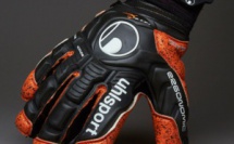 Show glove : Uhlsport Supergrip Bionik